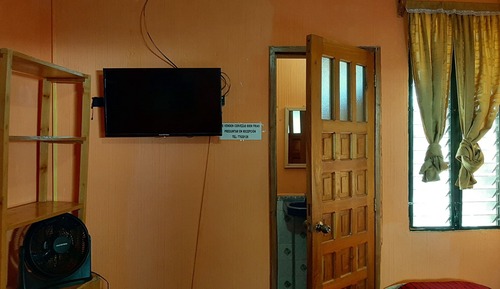 Habitación básica doble, varias camas