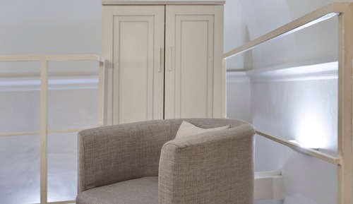 Suite de diseño, 1 cama de matrimonio con sofá cama, no fumadores, baño privado