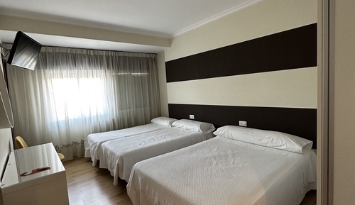 Habitación cuádruple estándar