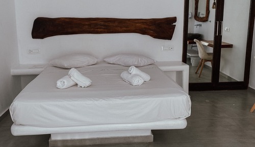 Suite junior, piscina privada, vistas al mar