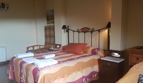 Estudio, bañera de hidromasaje