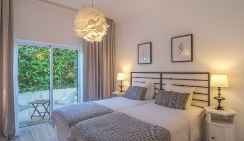 Large Double or Twin Room