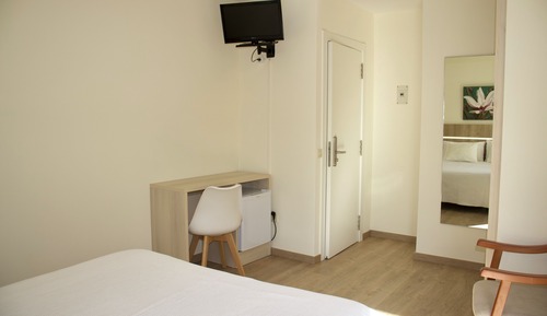 Habitación doble,1 cama (Terraza y vista)