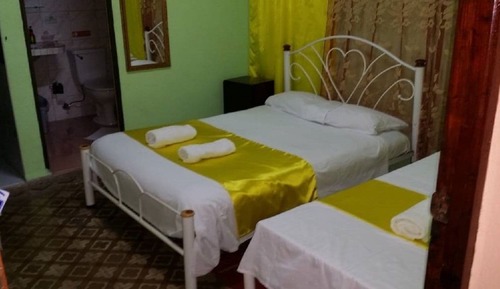 Habitación con 1 cama doble o 2 individuales