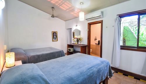 Habitación triple económica