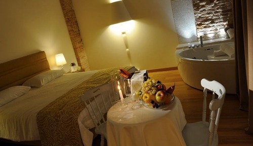 Suite junior, bañera de hidromasaje