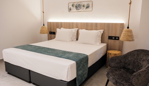Habitación clásica con 1 cama doble o 2 individuales, 1 habitación, lanai, vistas a la ciudad