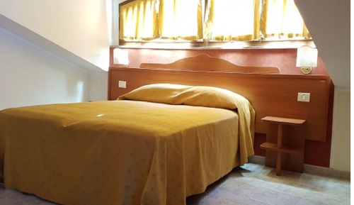 Habitación con 1 cama doble o 2 individuales
