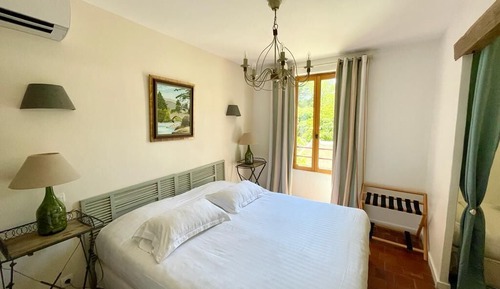 Habitación triple (la Chambre De La Mousseigne)