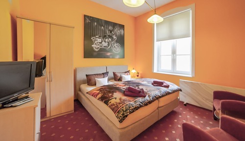 Family Suite (G8)