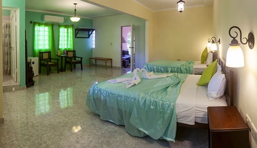 Habitación Premium con 1 cama doble o 2 individuales