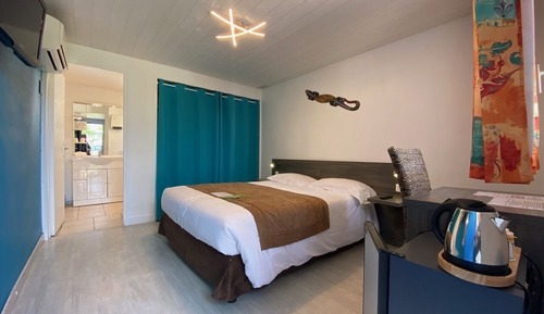 Habitación doble, baño privado