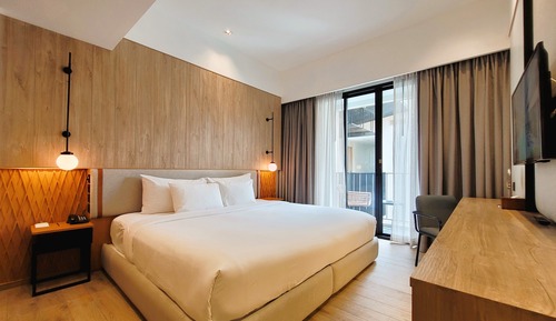 Habitación Deluxe, 1 cama de matrimonio grande, balcón