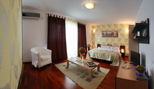 Estudio, balcón