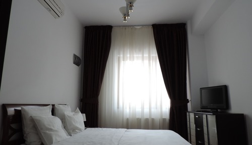 Apartamento, 2 habitaciones, balcón