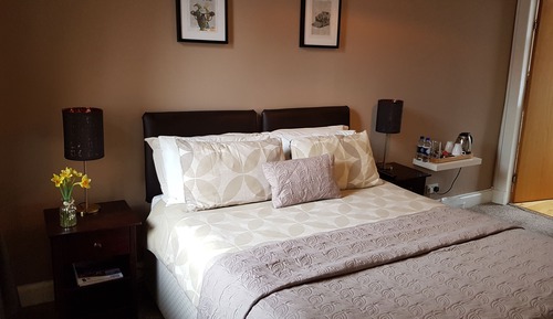 Habitación con 1 cama doble o 2 individuales