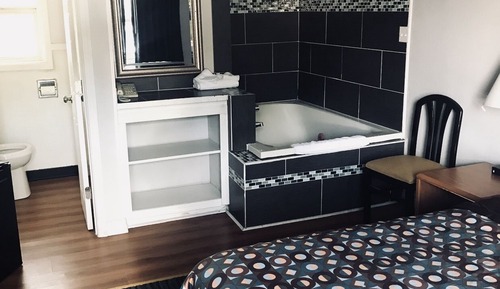 Suite tradicional, 1 cama de matrimonio, bañera de hidromasaje