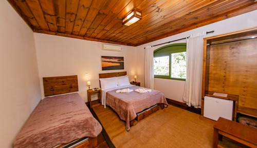 Habitación triple superior, dormitorio mixto