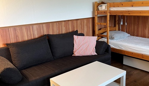 Cabaña, 2 habitaciones, baño privado (9-10an)