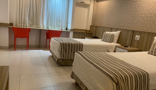 Habitación estándar con 1 cama doble o 2 individuales