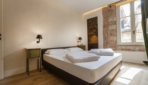 Apartamento superior, 1 habitación, cocina, vistas a la ciudad