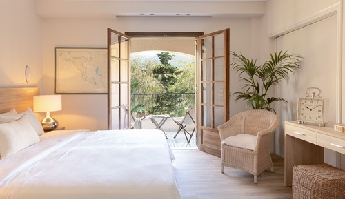 Family Apartment private balcony