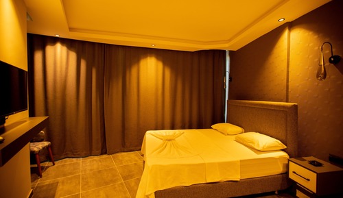 Habitación estándar con 1 cama doble o 2 individuales