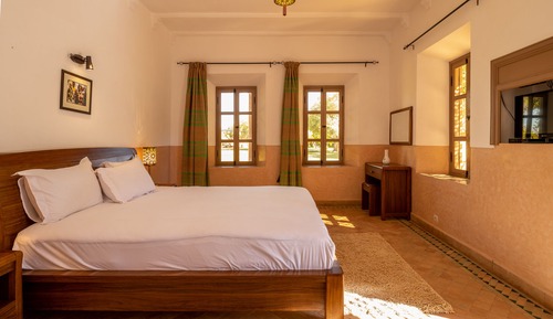 Habitación Confort doble, 1 cama de matrimonio grande, terraza, vistas al jardín