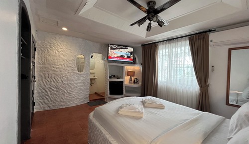 Junior Double Room