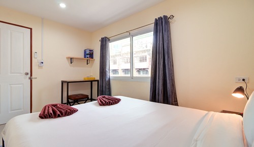 Standard Room with Window