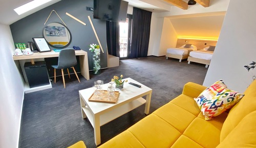 Suite, balcón