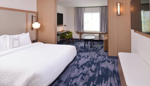 Suite, 1 cama de matrimonio grande con sofá cama, no fumadores (Hearing Accessible)