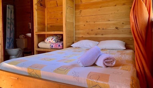 Habitación junior doble, varias camas, no fumadores, vistas a la montaña