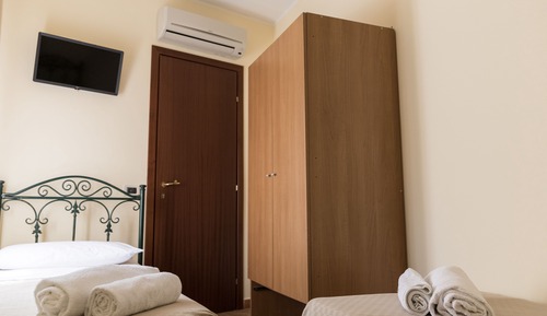 Apartamento, baño privado, vistas al patio
