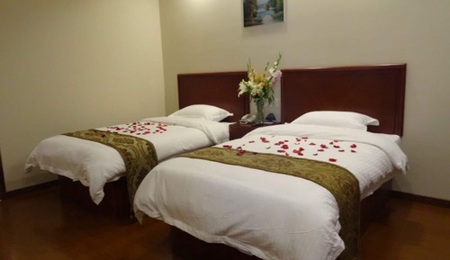Habitación superior con 2 camas individuales