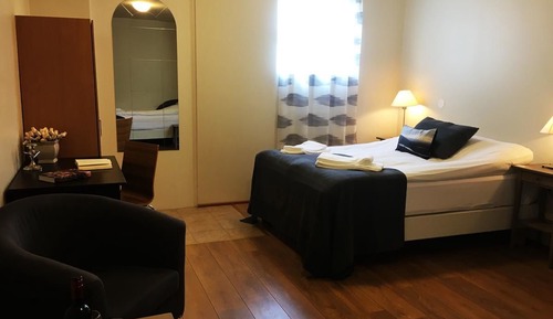 Habitación triple, baño privado