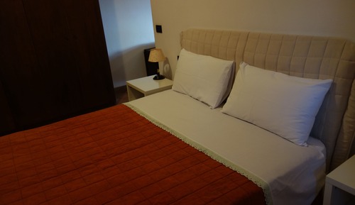 Apartamento familiar, 2 habitaciones, cocina, planta baja