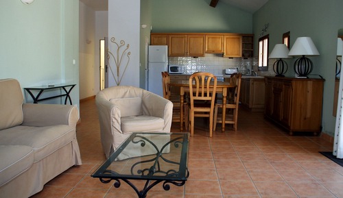 Apartamento, 3 habitaciones, vistas a la piscina