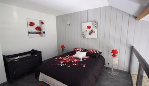 Suite (Hotonnes)