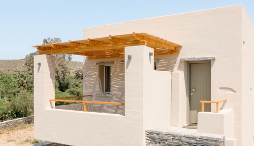 Estudio (Karthaia)