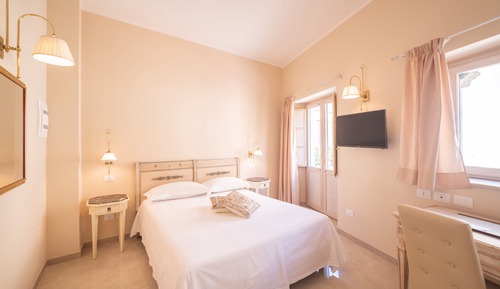 Habitación clásica doble (Petit)