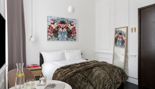 Large Studio Apartment