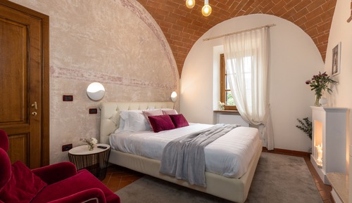 Habitación romántica doble, 1 cama de matrimonio, bañera de hidromasaje, planta baja