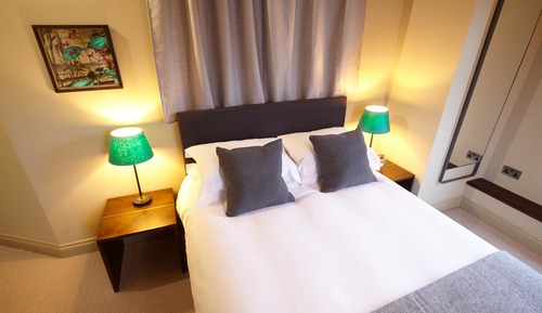 Habitación Deluxe doble, 1 cama de matrimonio grande