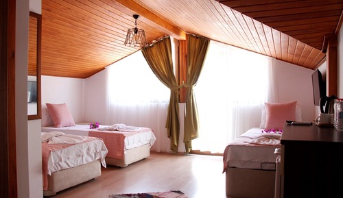 Habitación triple clásica