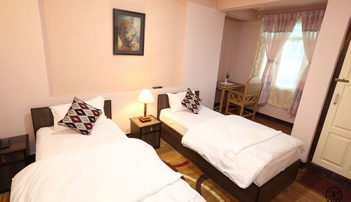 Habitación estándar con 2 camas individuales