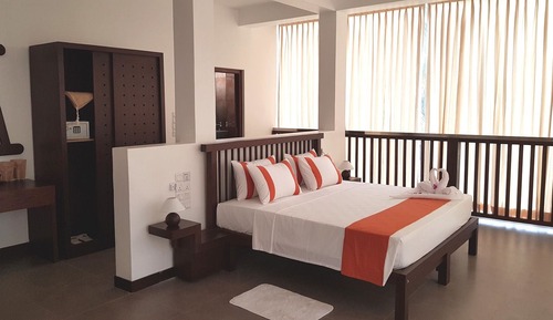 Suite superior, bañera, vistas a la playa