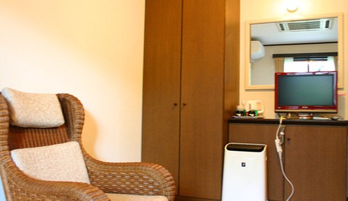 Habitación clásica con 1 cama doble o 2 individuales, 2 camas individuales, no fumadores
