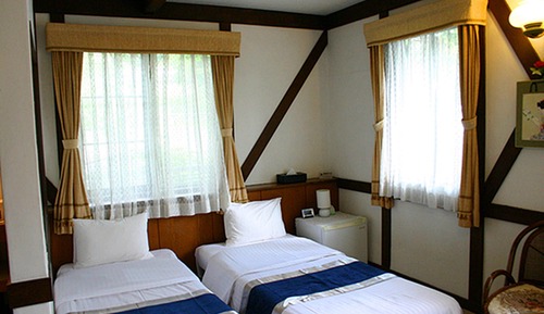Habitación triple Deluxe, 3 camas individuales, no fumadores, vistas a la montaña