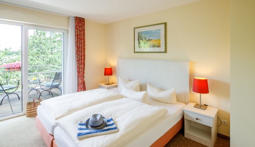 Habitación doble, balcón, junto al lago